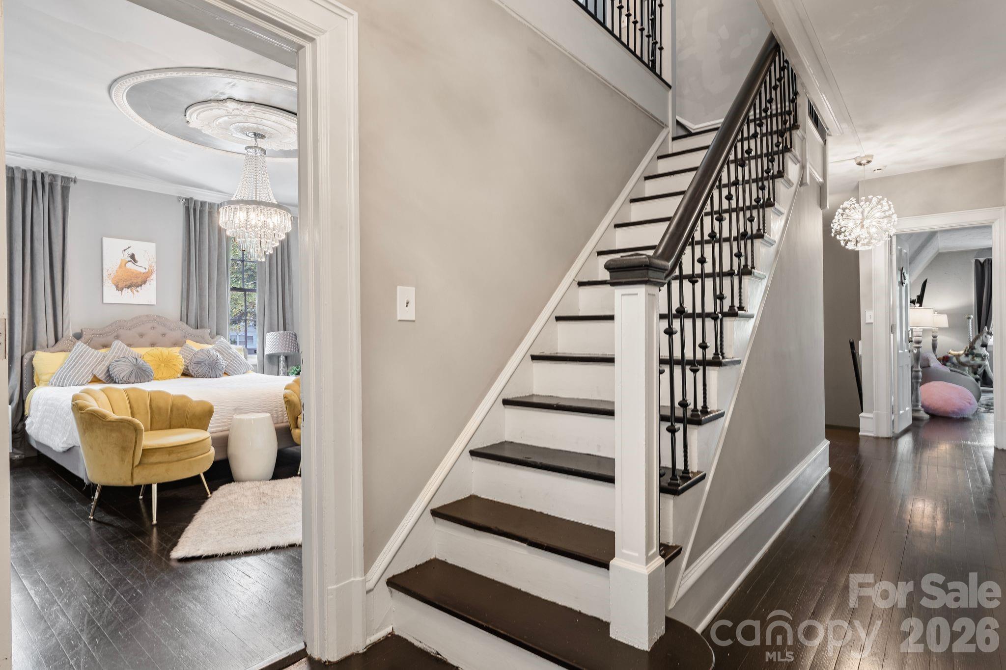 Pinewood Circle - Residential