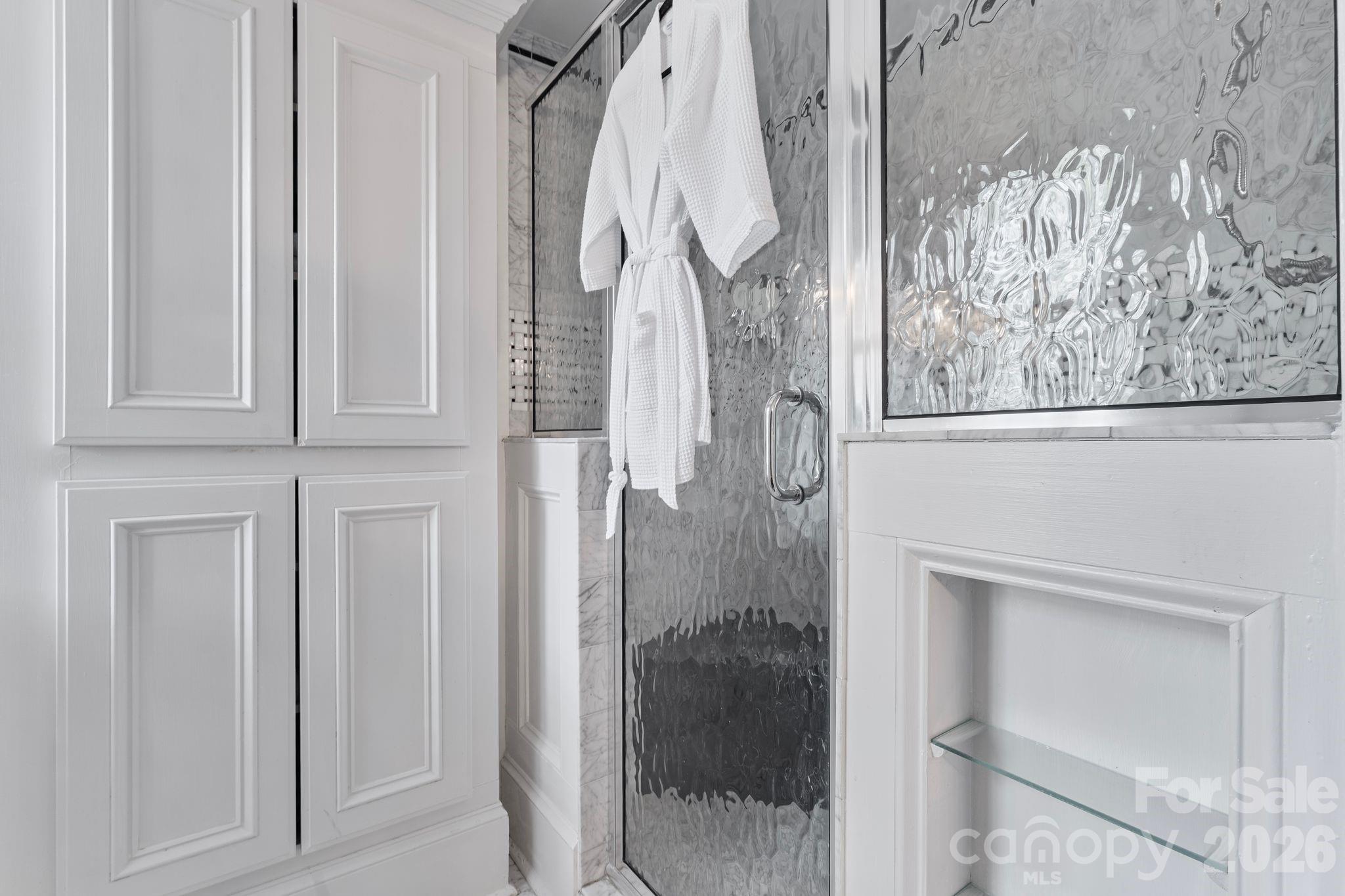 Pinewood Circle - Residential