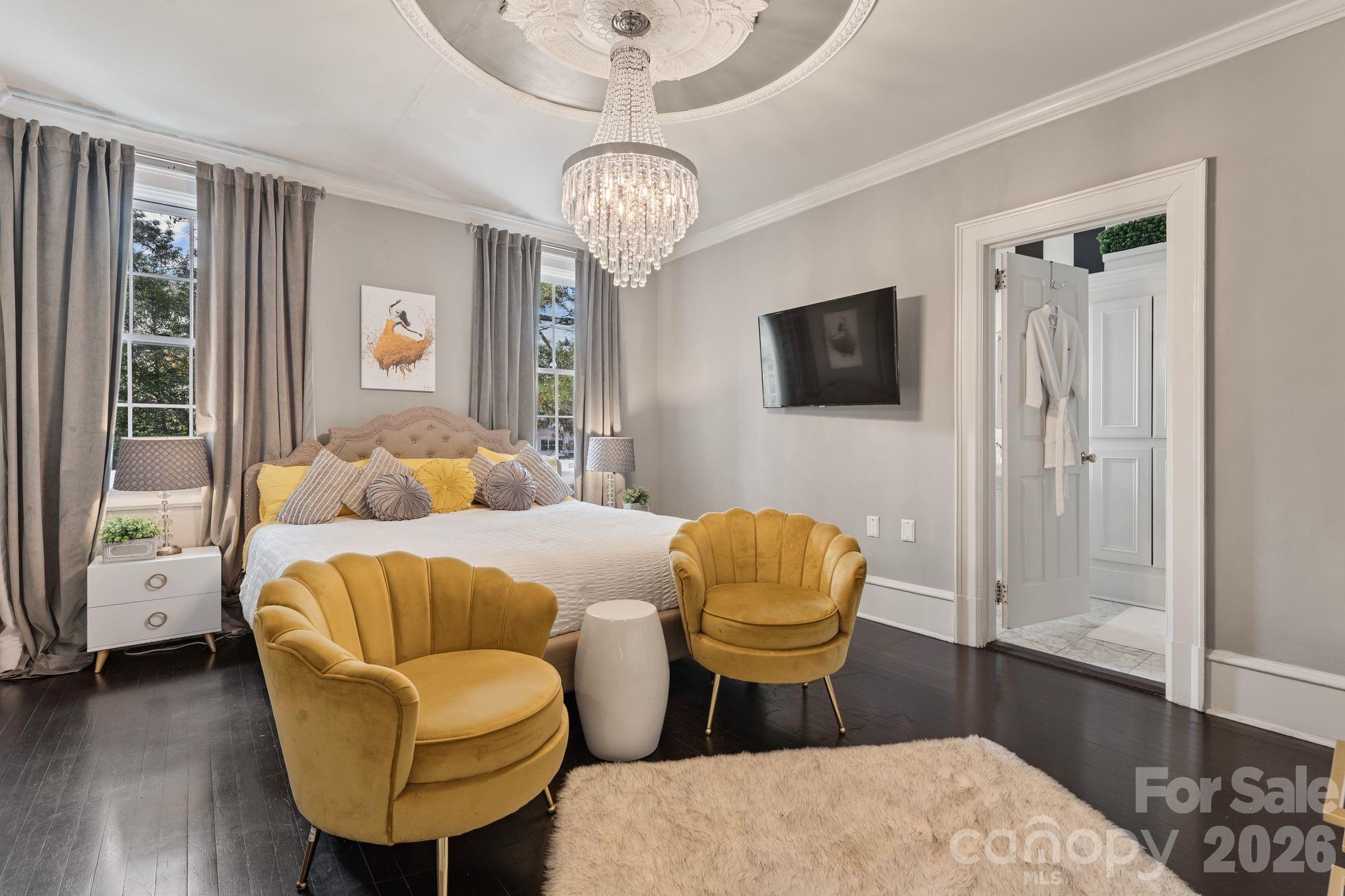 Pinewood Circle - Residential