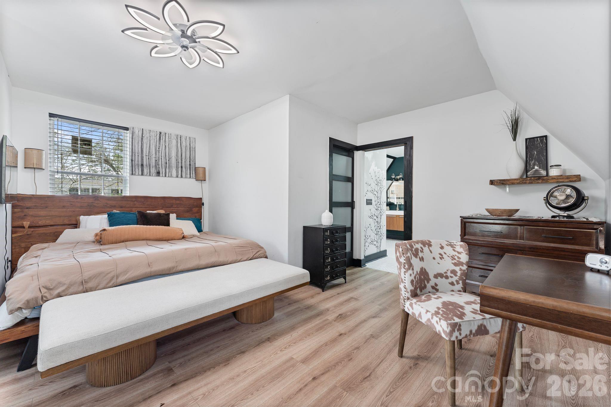 Pinewood Circle - Residential