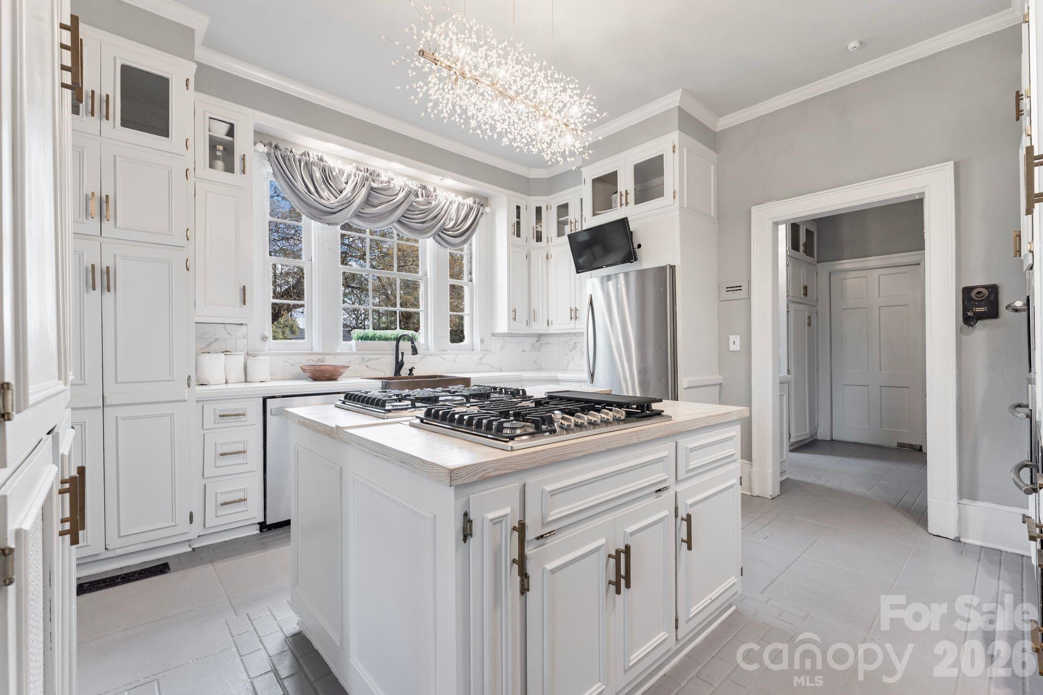 Pinewood Circle - Residential