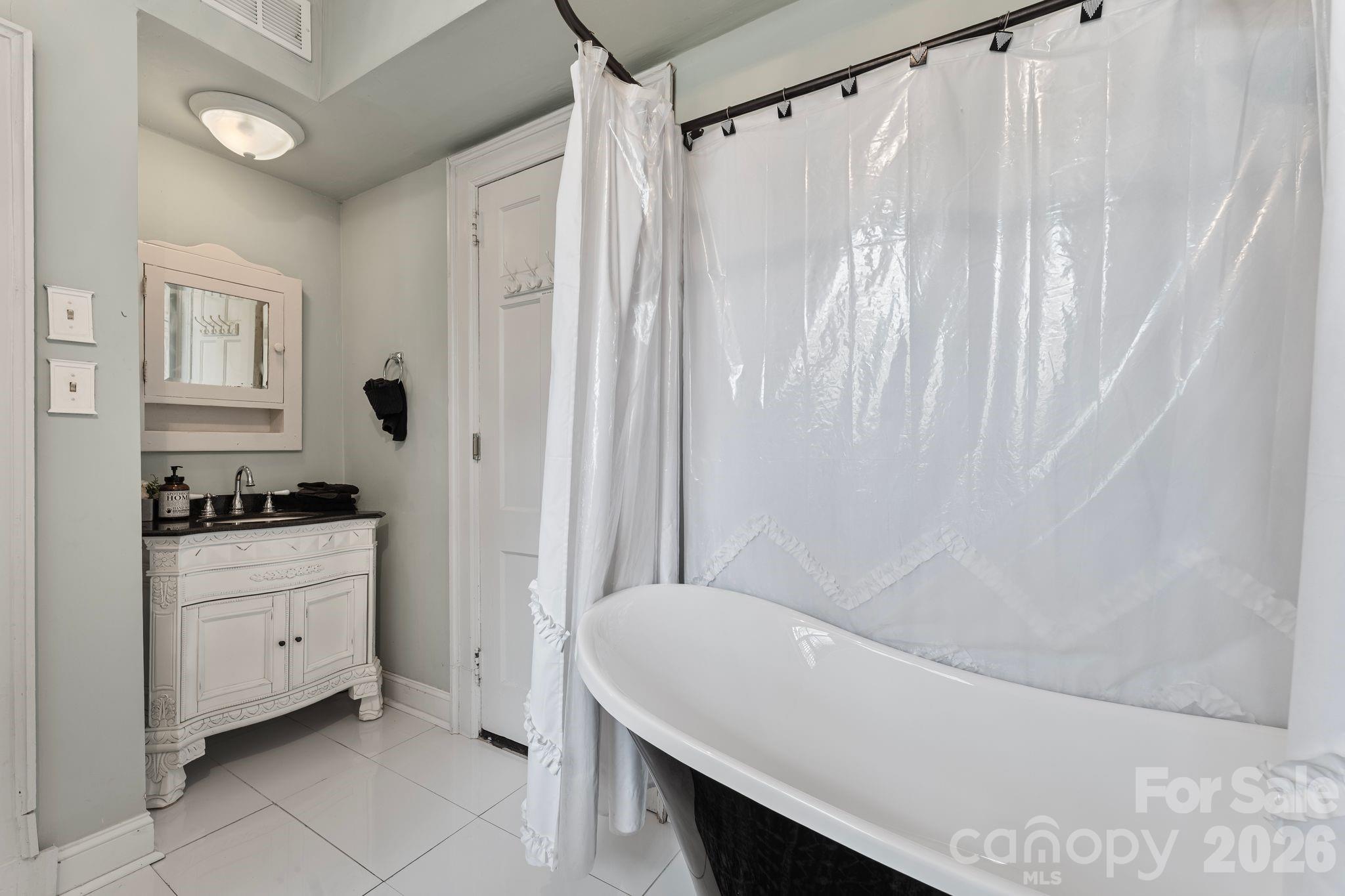 Pinewood Circle - Residential