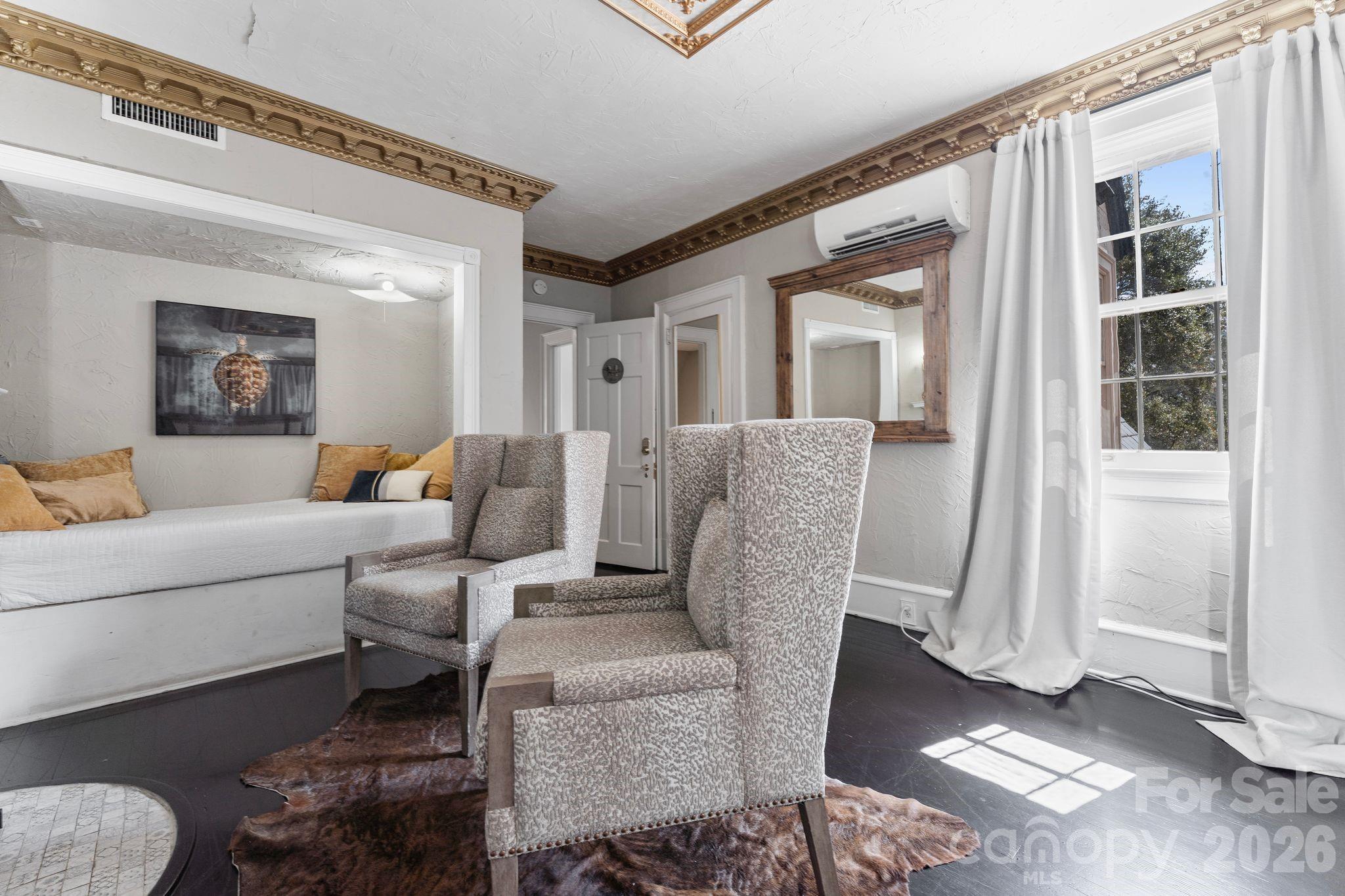 Pinewood Circle - Residential