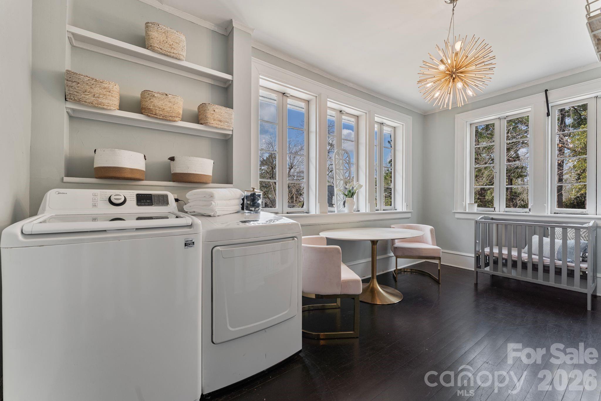 Pinewood Circle - Residential