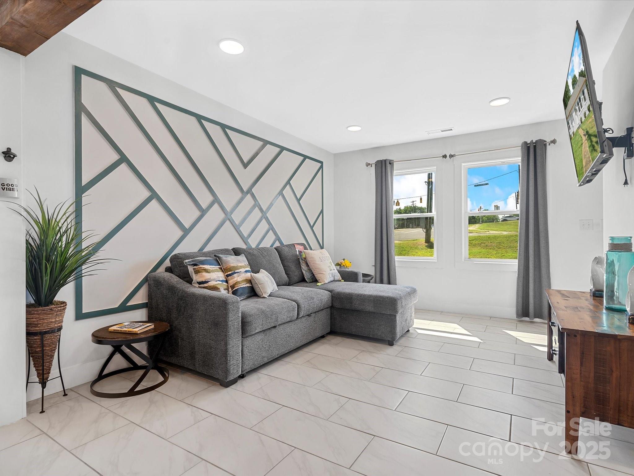2633 Old North Sharon Amity Road