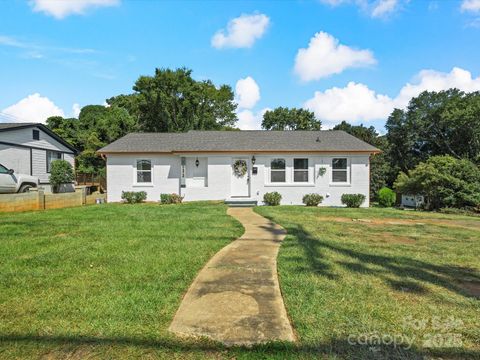2633 N Sharon amity Road Charlotte NC 28205