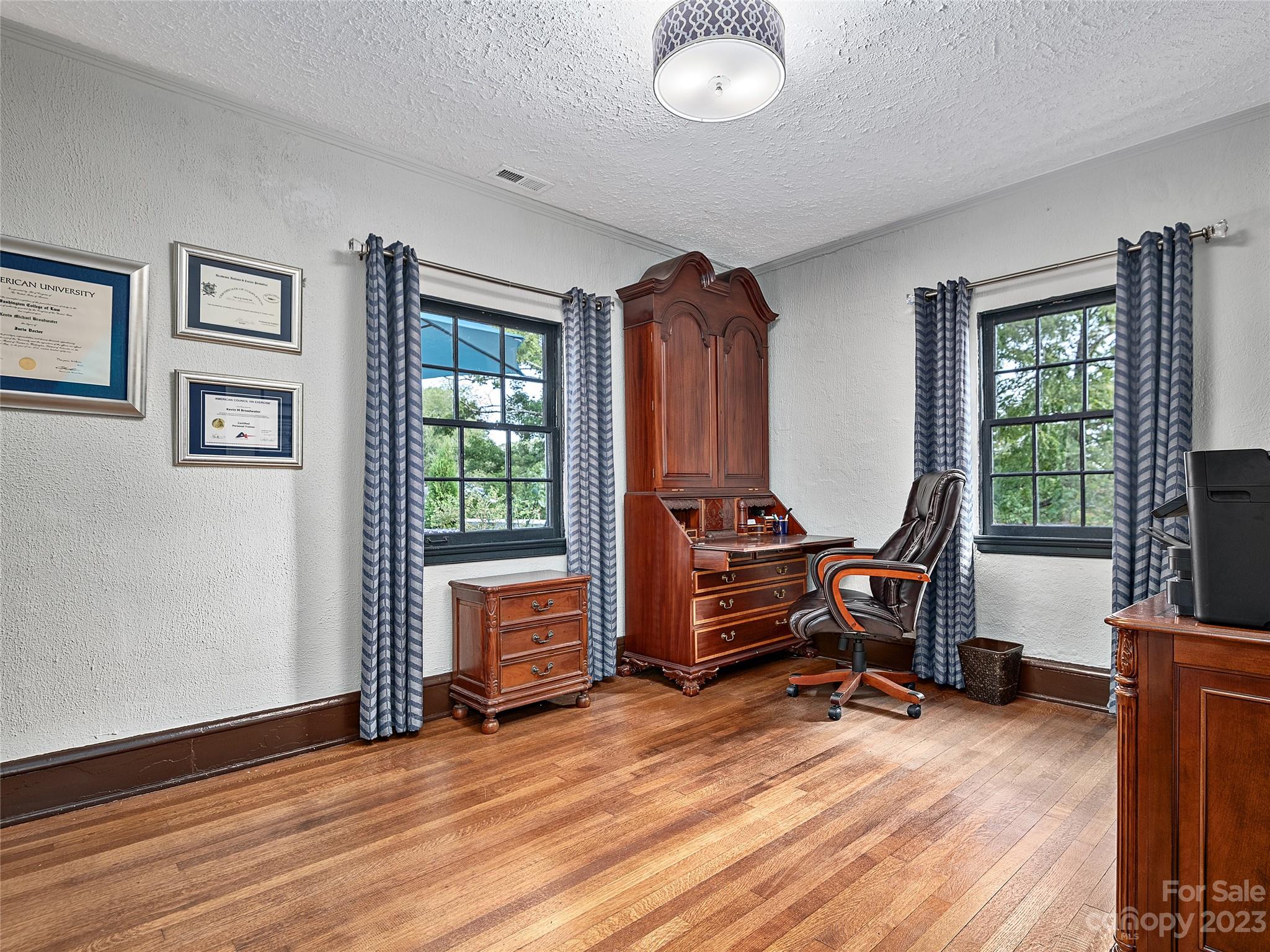 Kenilworth - Residential