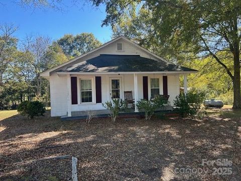 1831 Snyders Store Road Wingate NC 28174