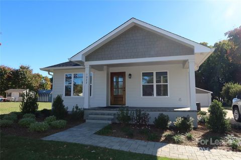 1022 E Main Street Maiden NC 28650