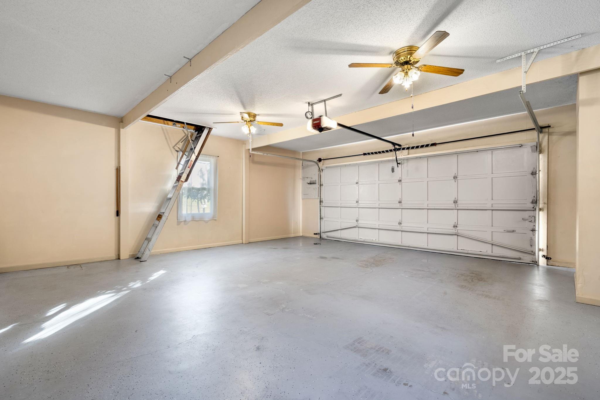 Hunters Creek - Residential