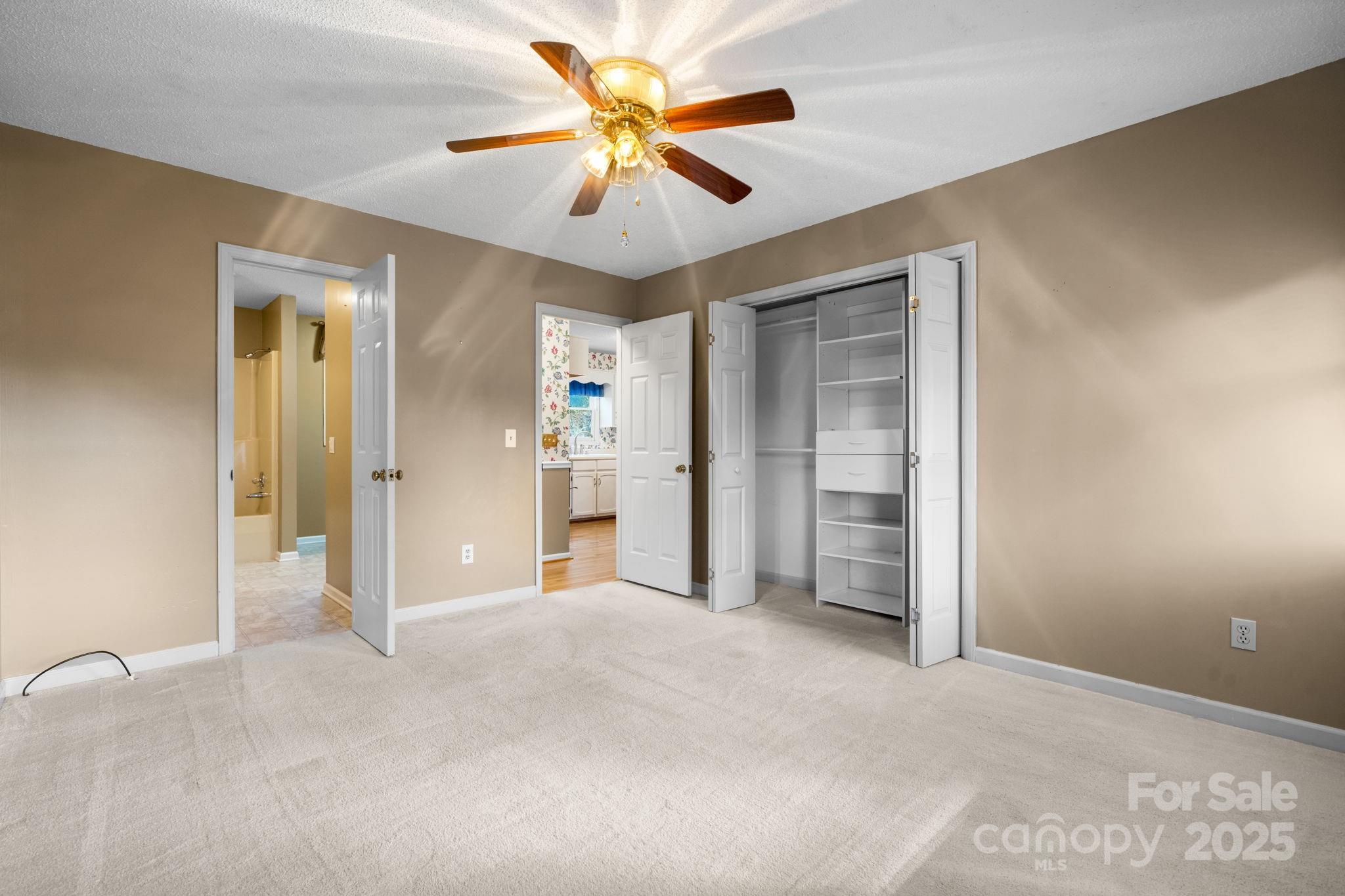 Hunters Creek - Residential