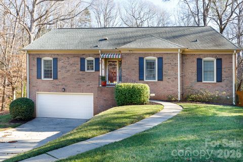 Photo of 734 Charter Place, Charlotte, NC 28211 (MLS # 4334136)