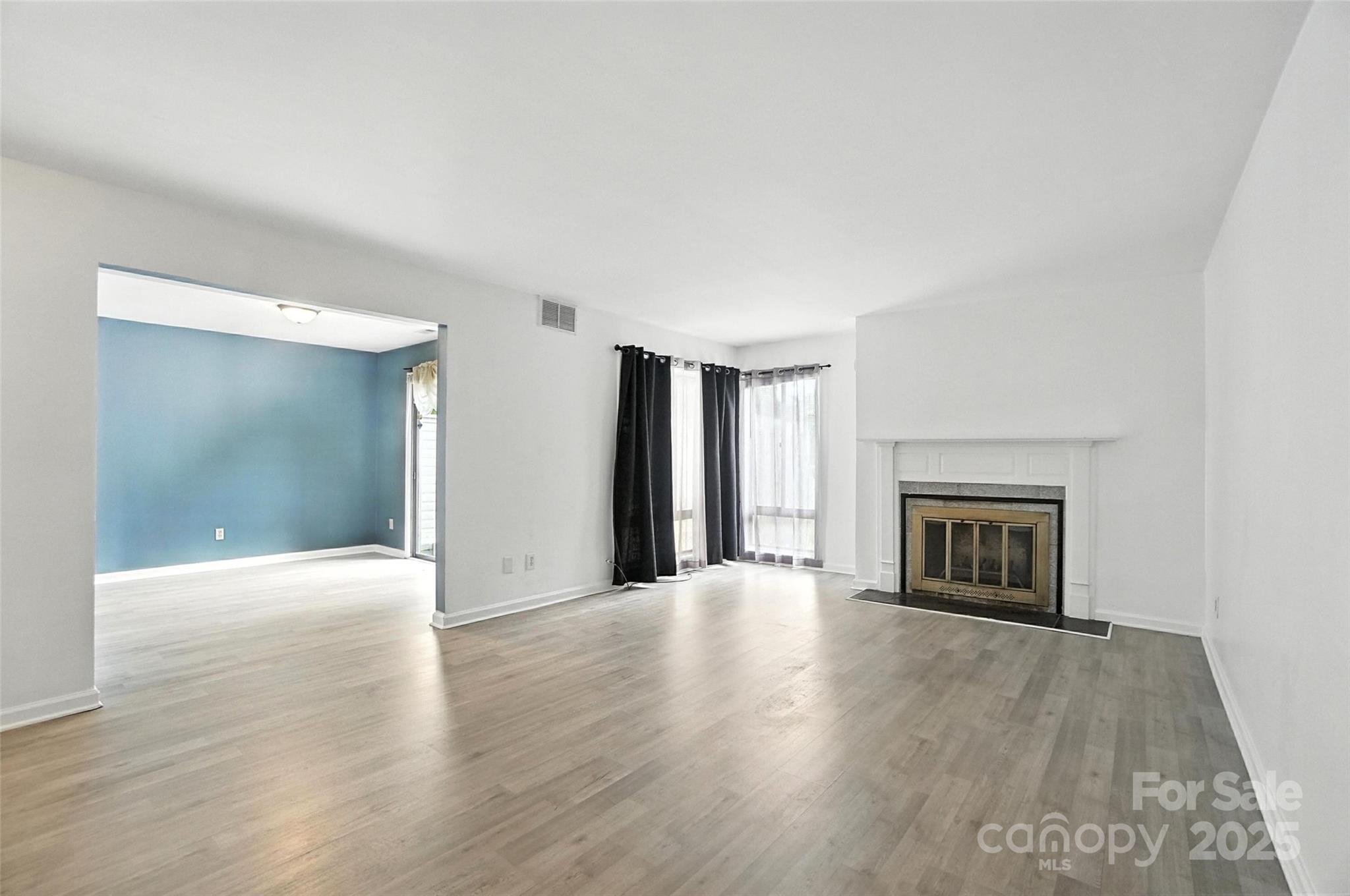 7807 Hummingbird Lane