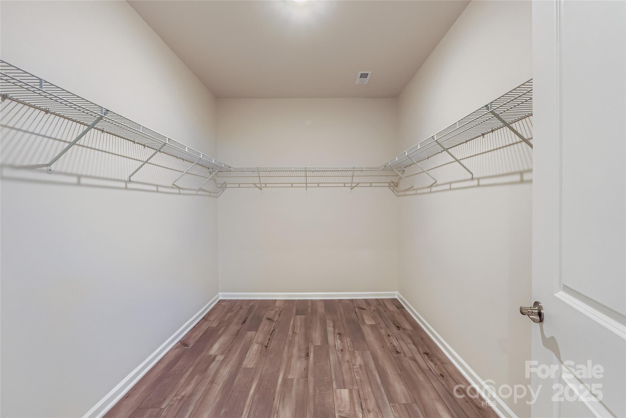 Roselyn - Residential