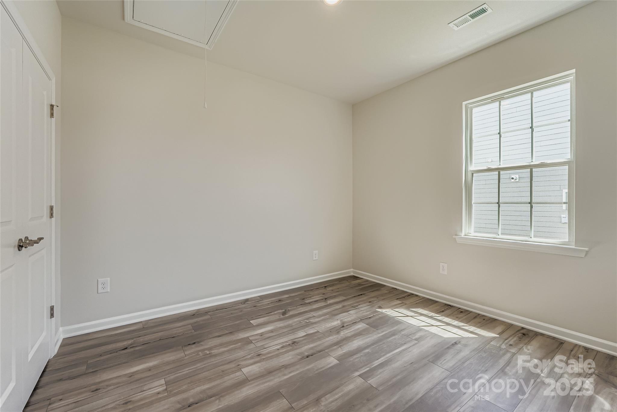 Roselyn - Residential