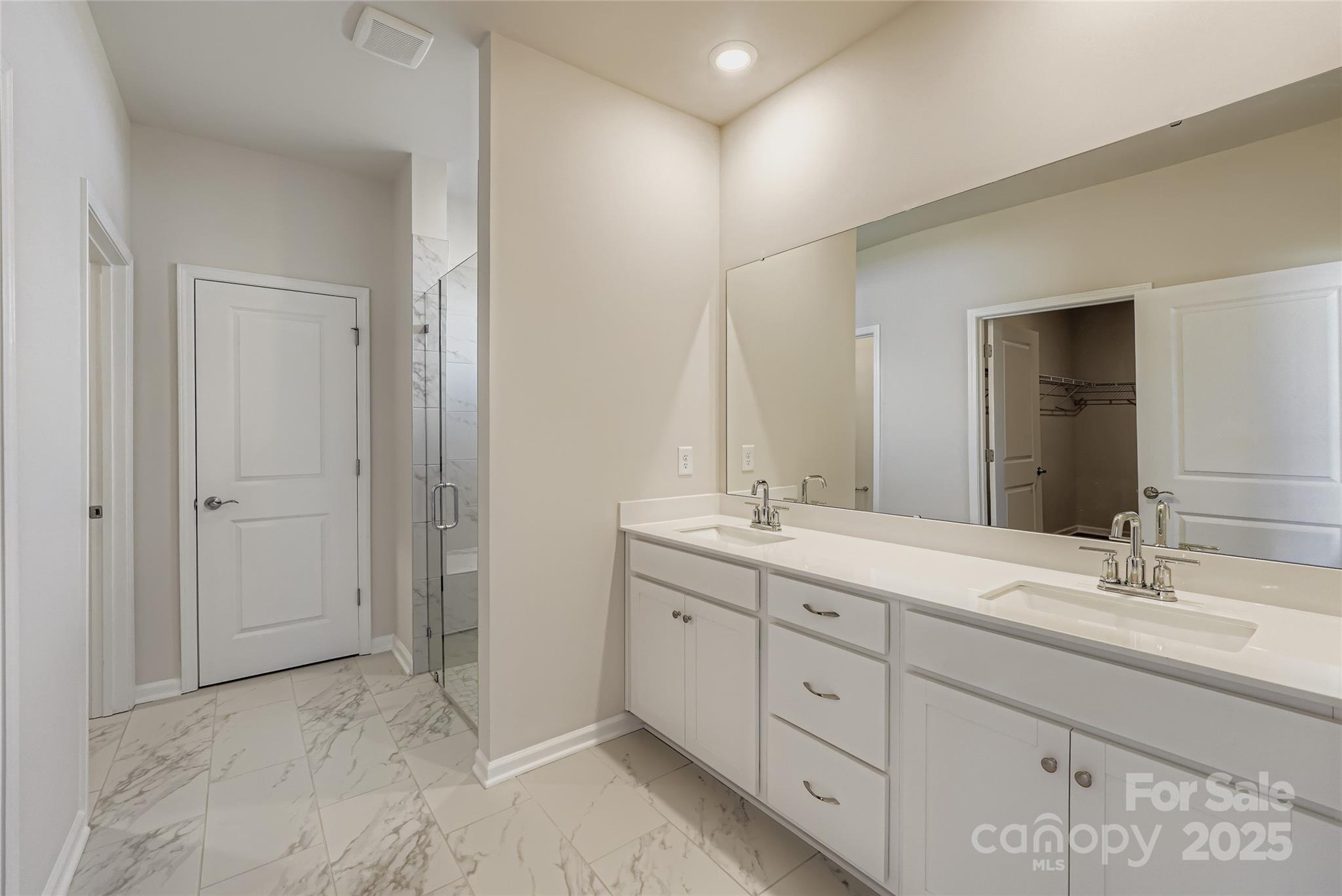 Roselyn - Residential