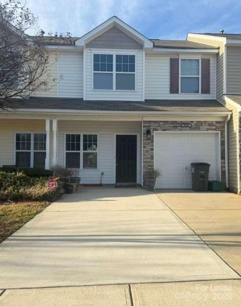 Photo of 10343 Bunclody Drive, Charlotte, NC 28213 (MLS # 4331935)