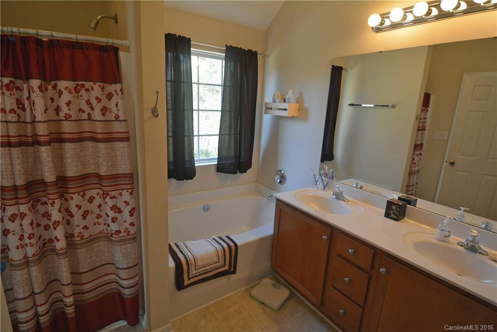 Hollythorn - Residential