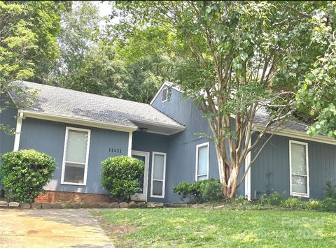 11421 Kingfisher Drive Charlotte NC 28226