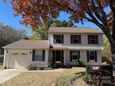 Photo of 2015 Bantry Lane, Charlotte, NC 28262 (MLS # 4313792)