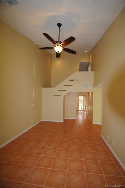 River Hills - Residential Lease