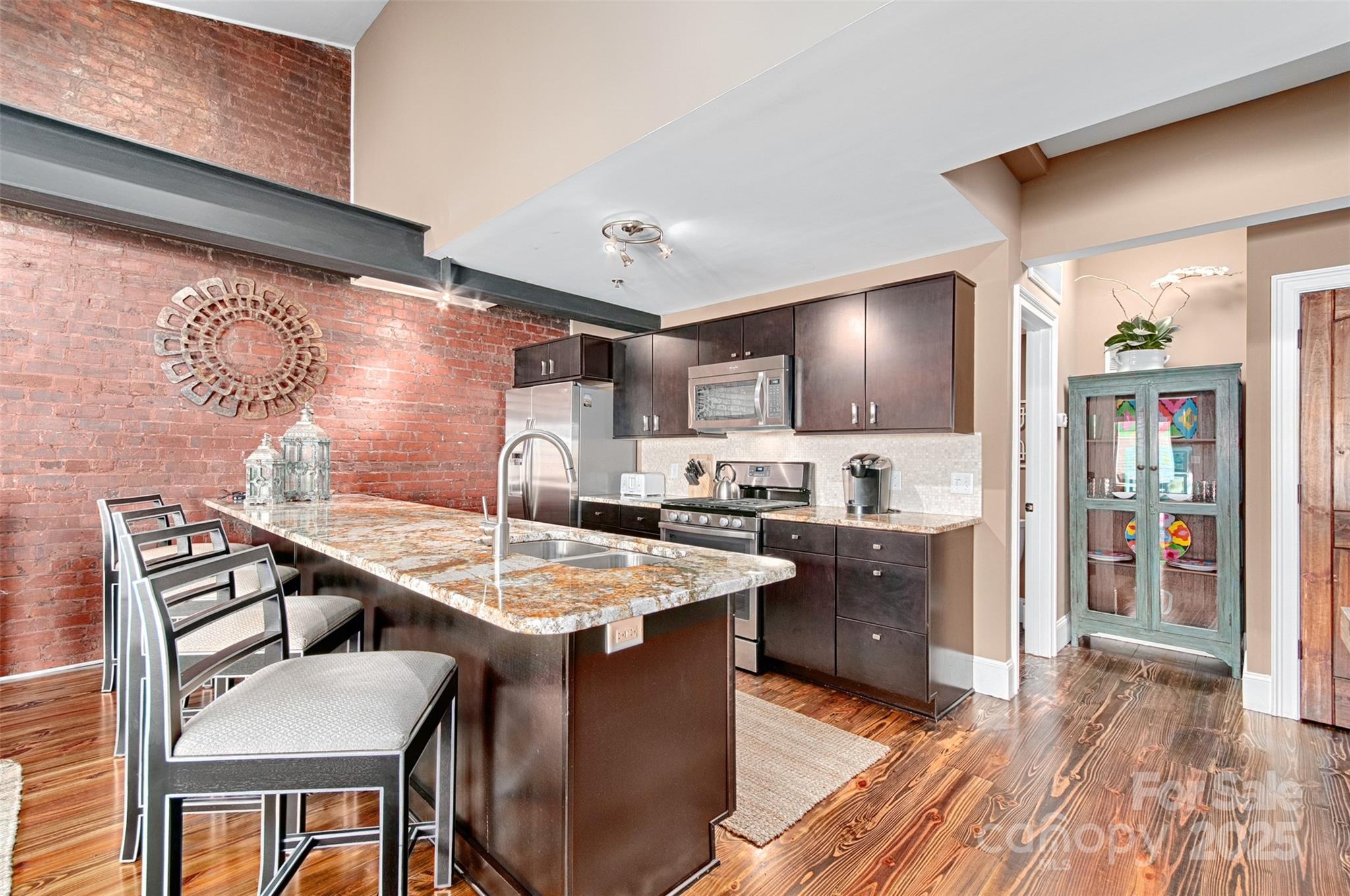 56 Patton Avenue 401