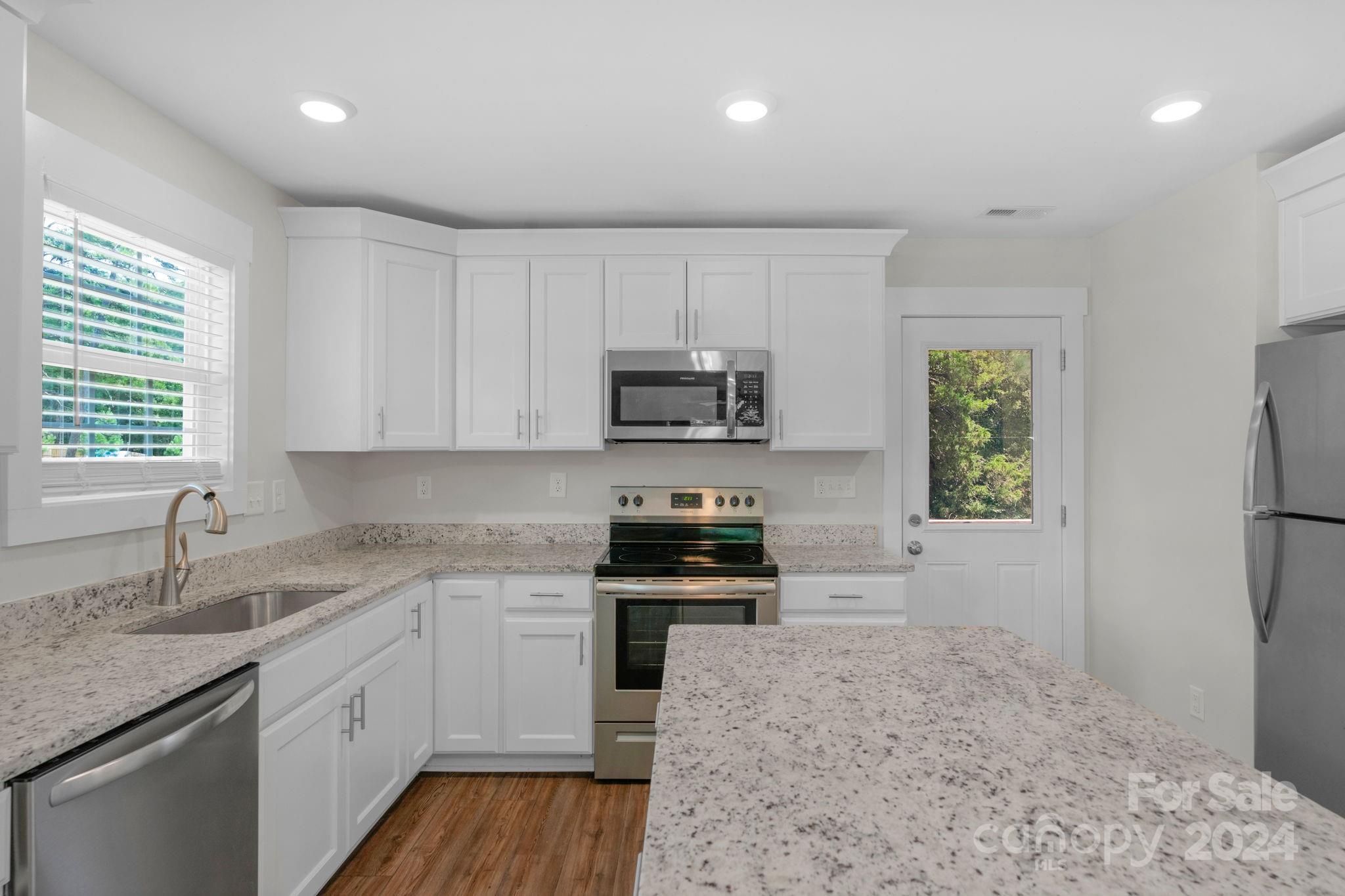 Pine Ridge - Residential