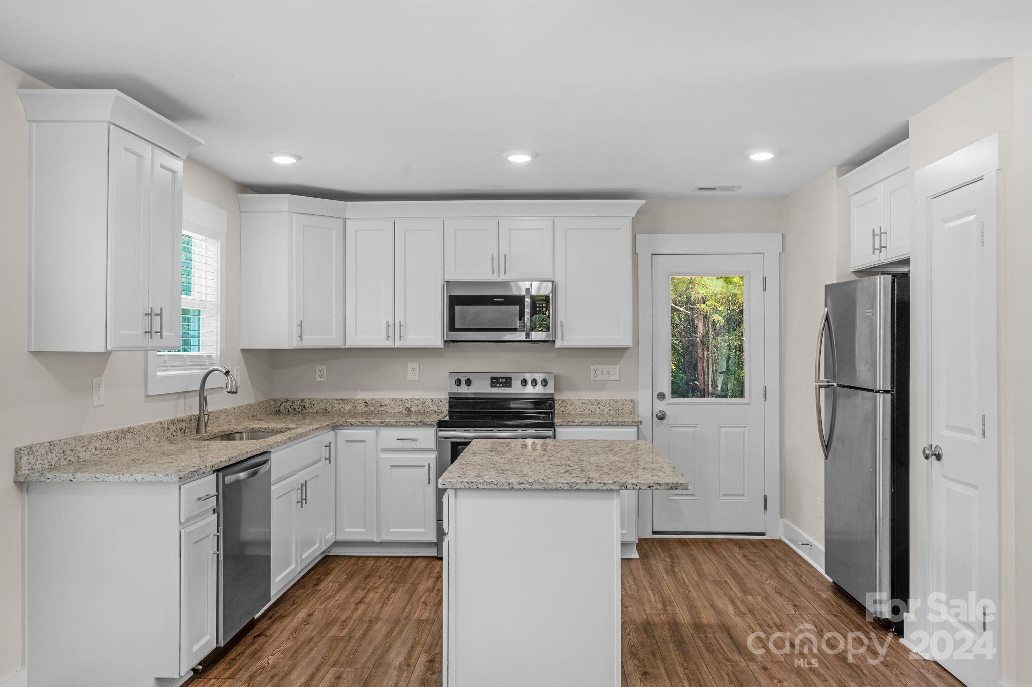 Pine Ridge - Residential