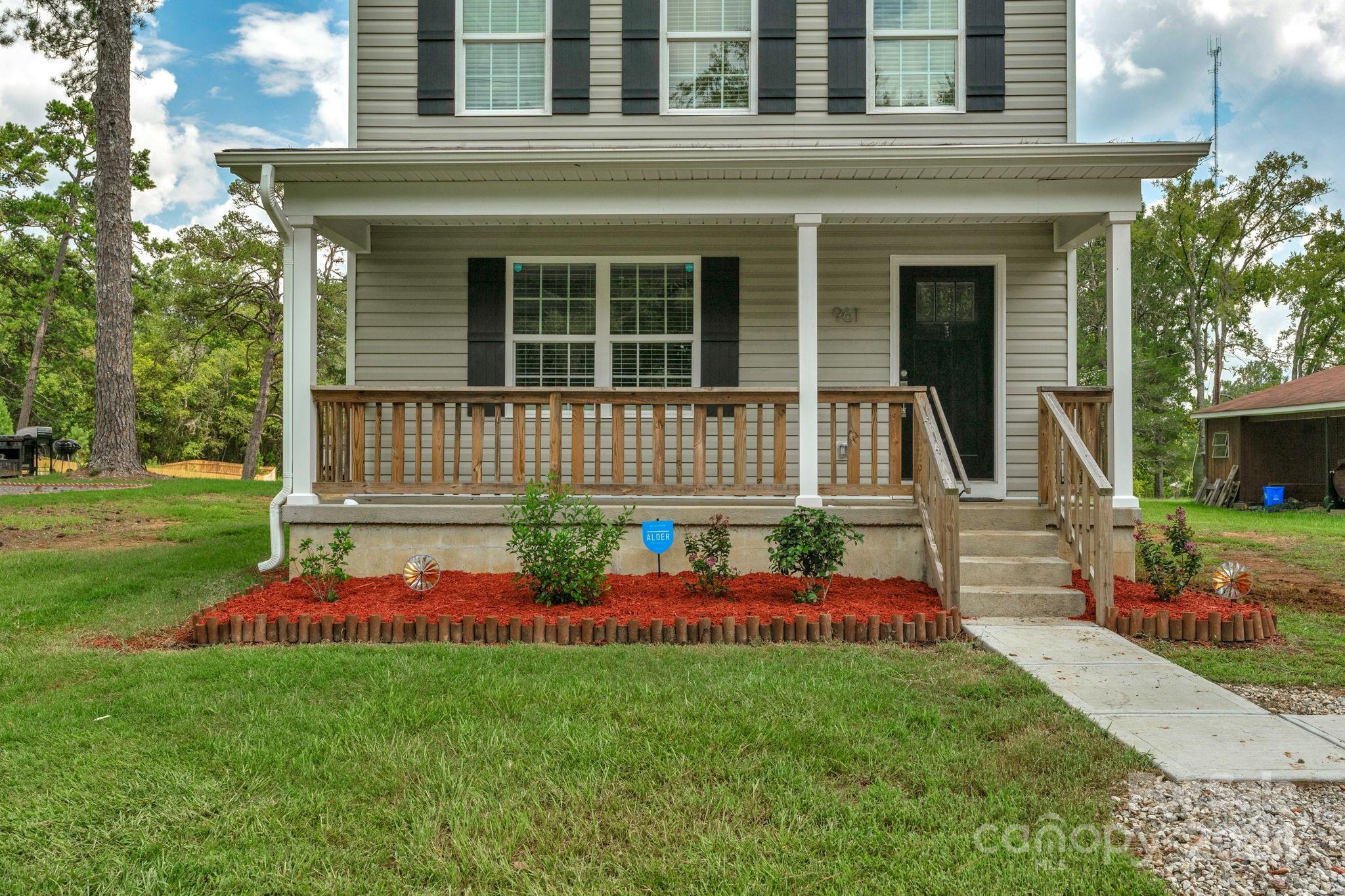 Pine Ridge - Residential