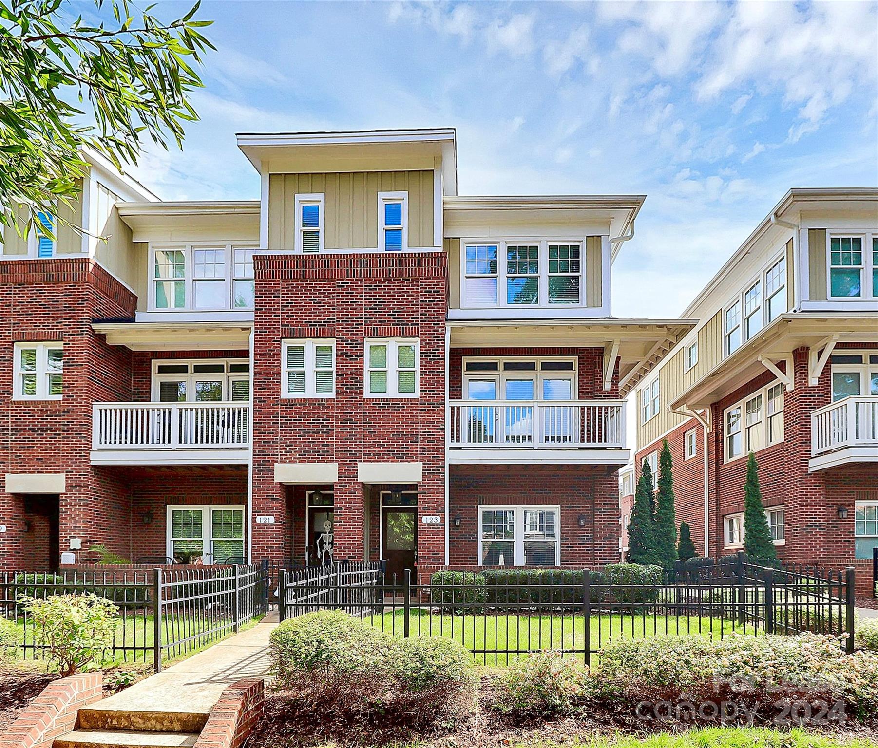 Grandin Heights - Residential Lease