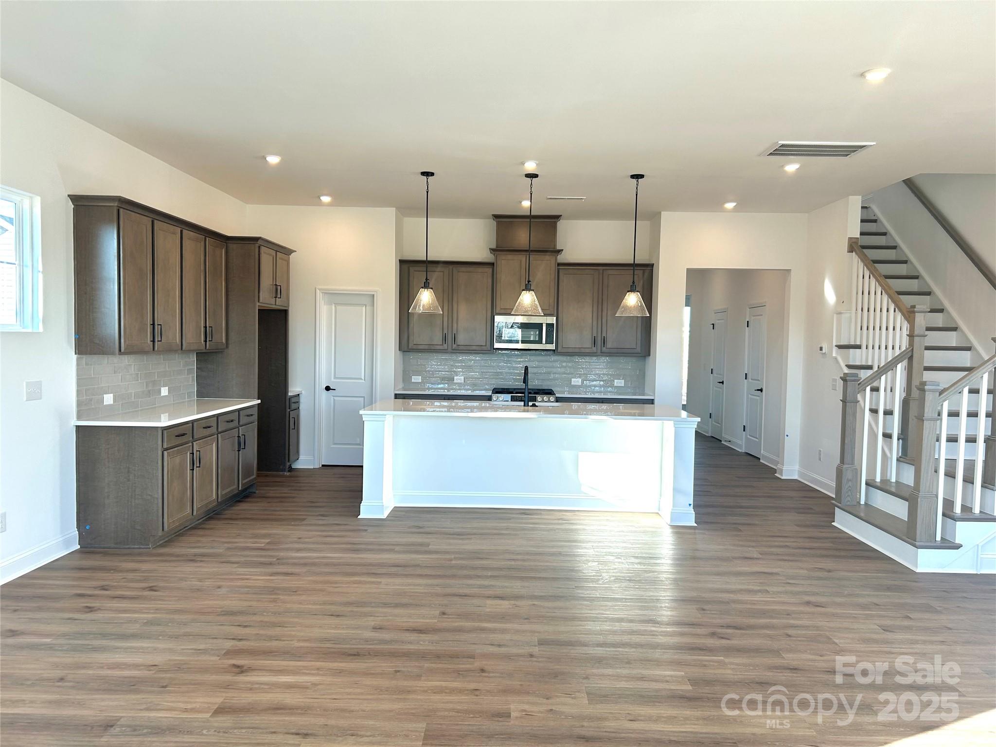 4016 Hickory Place Lane