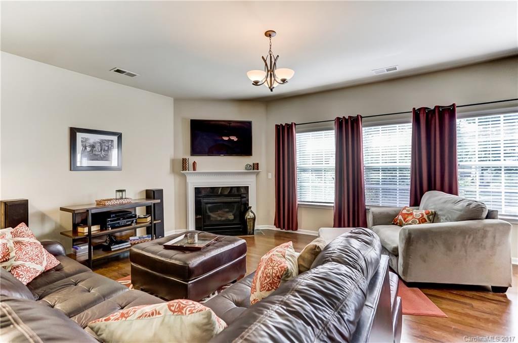 Stowe Pointe - Residential