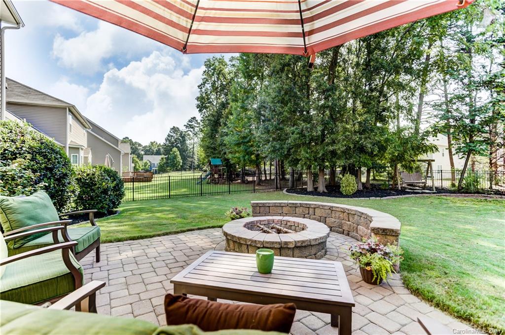 Stowe Pointe - Residential