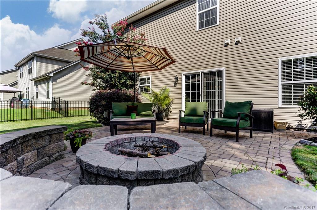 Stowe Pointe - Residential