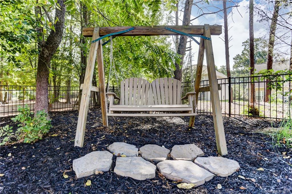 Stowe Pointe - Residential