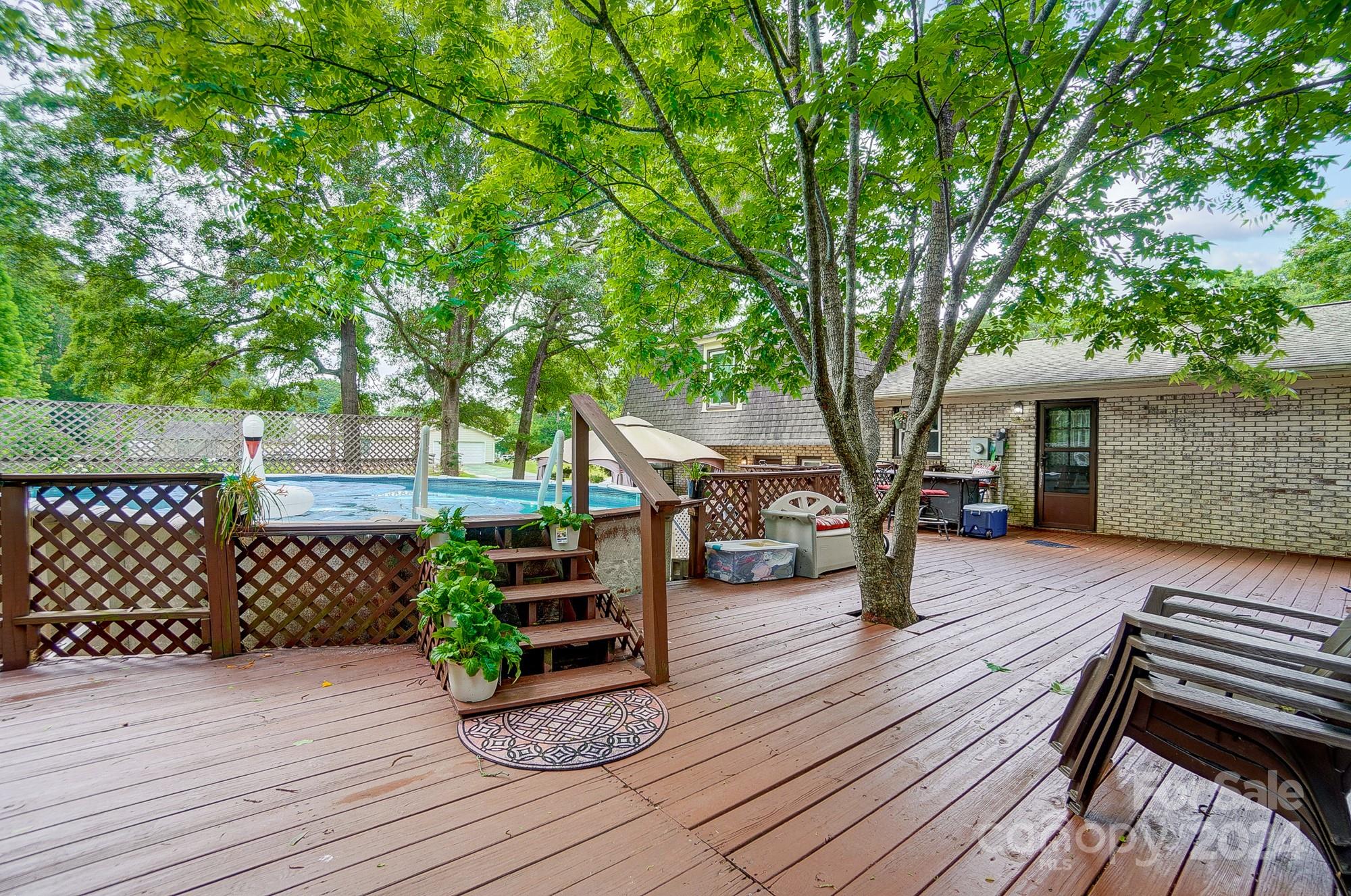 Foxwood - Residential