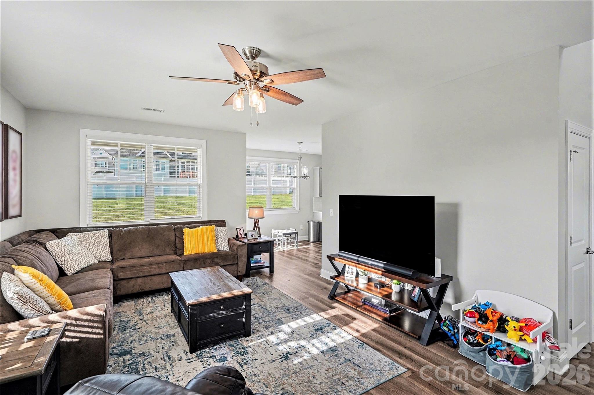Kings View - Residential