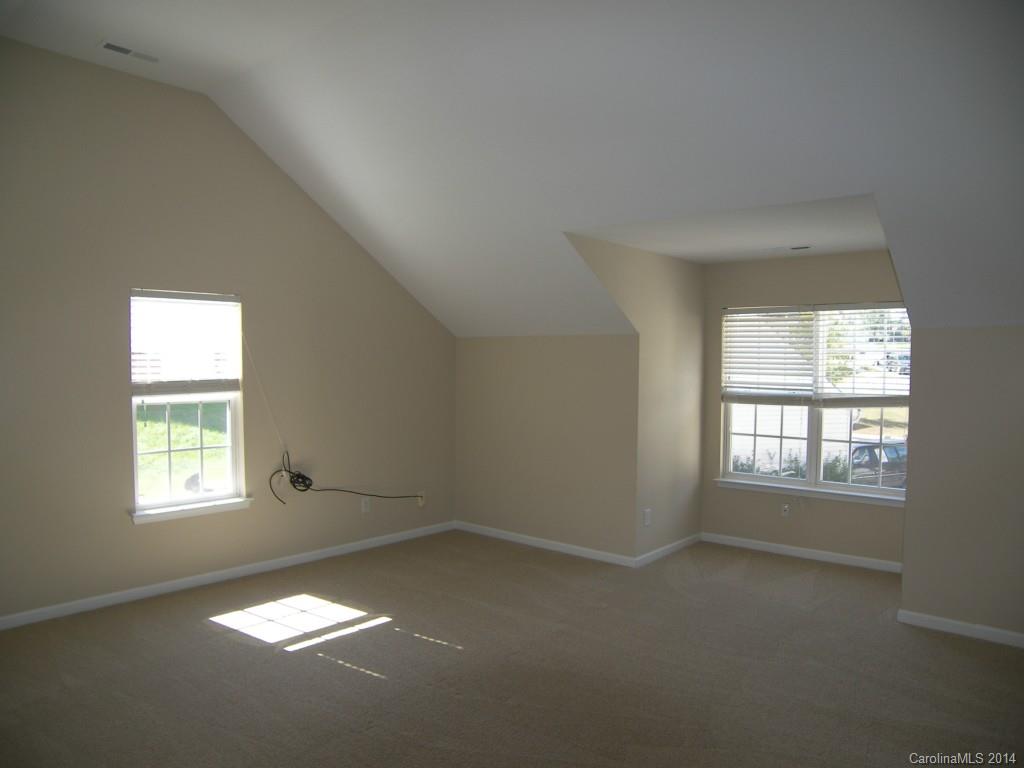 Linda Vista Place - Residential
