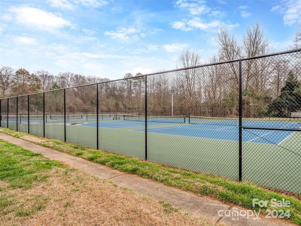 Starmount - Residential