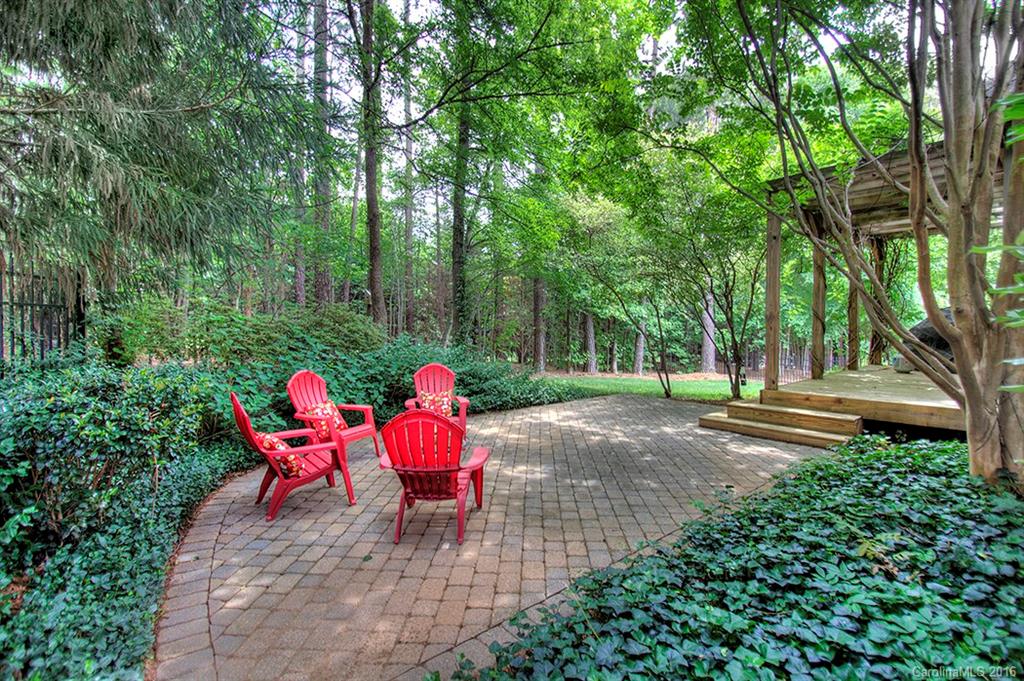 Hemlock Pines - Residential