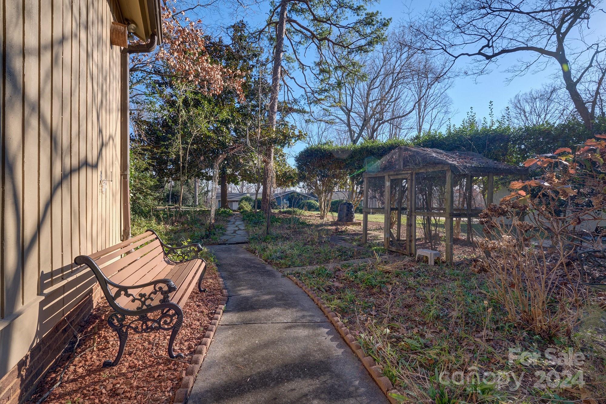 River Hills - Residential