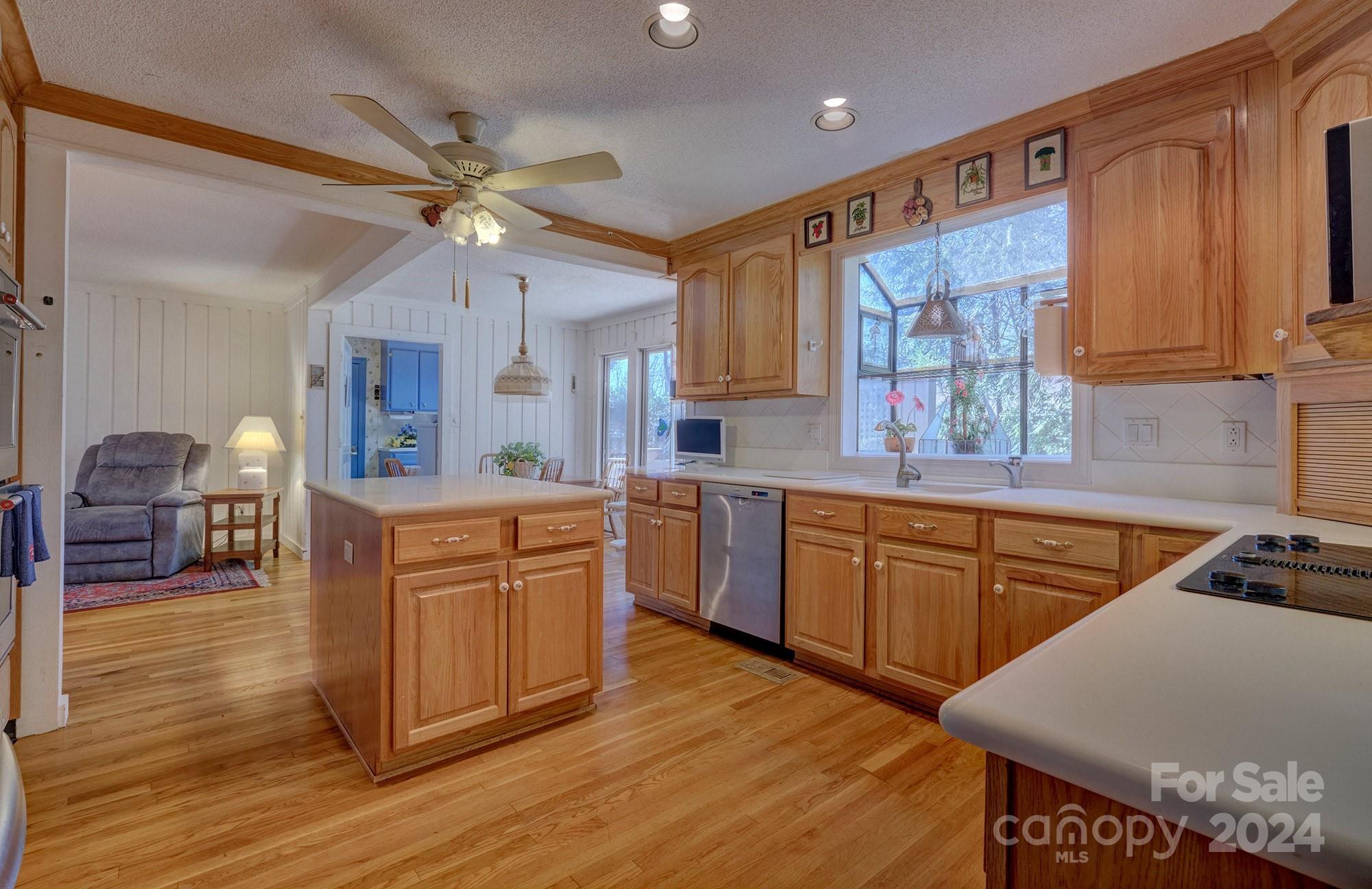 River Hills - Residential