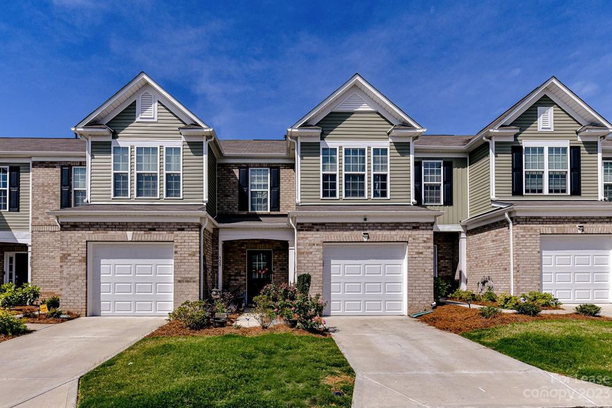 Step inside to be greeted by the spacious entry foyer that leads to a large great room. The open-concept layout features a dining area, upgraded kitchen w/beautiful cabinets, granite c-tops, tile backsplash & SS appliances. Upstairs, you'll find a spacious primary bedroom boasting a tray ceiling & upgraded master bath w/tile shower. Also, there's two secondary bedrooms, another full bath & laundry rm. Enjoy outdoor living w/6ft privacy fence in the backyard. Top-Rated Fort Mill School District! Gated Community! Tons of amenities (hello pool)! Why pay the same or more for an apartment? House trained pet (1 only) allowed w/non refundable deposit of $350. 1.5 month deposit due prior to moving in. MANAGED BY OWNER - all applications, negotiations & lease agreements will go through owner. **DO NOT CALL LISTING AGENT** Owner info provided to showing Realtor via "agent remarks" in MLS. $41.99 app fee for background & credit check required for each tenant over age 18 & 2 most recent pay stubs.