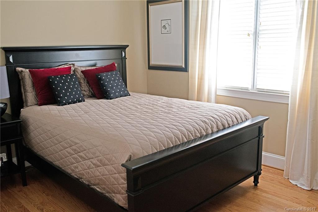 Kings Crossing - Residential