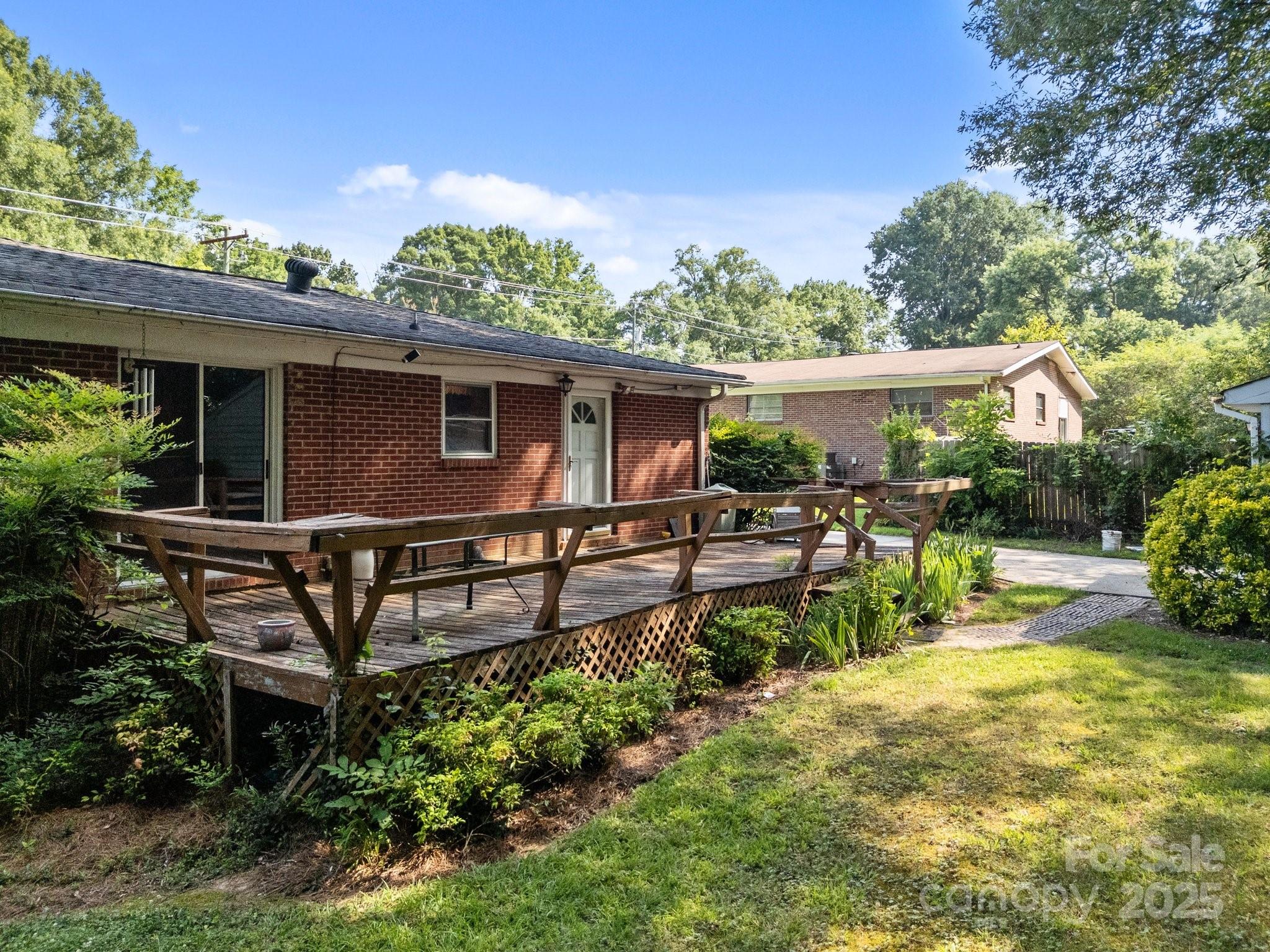 Elmwood - Residential