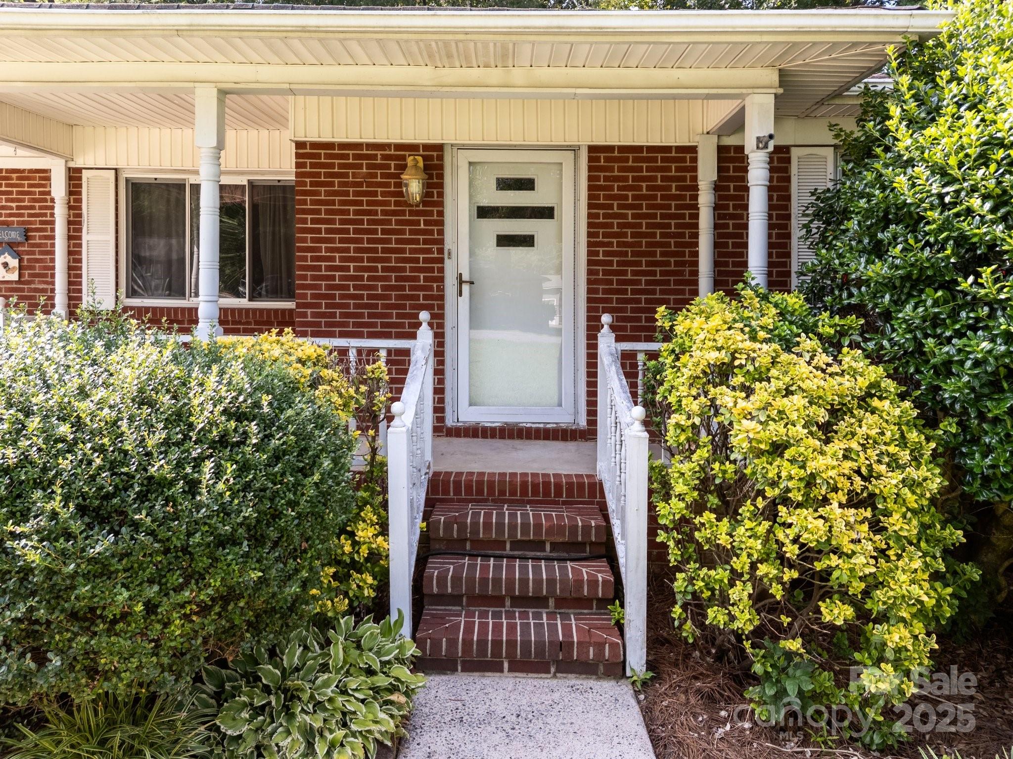 Elmwood - Residential