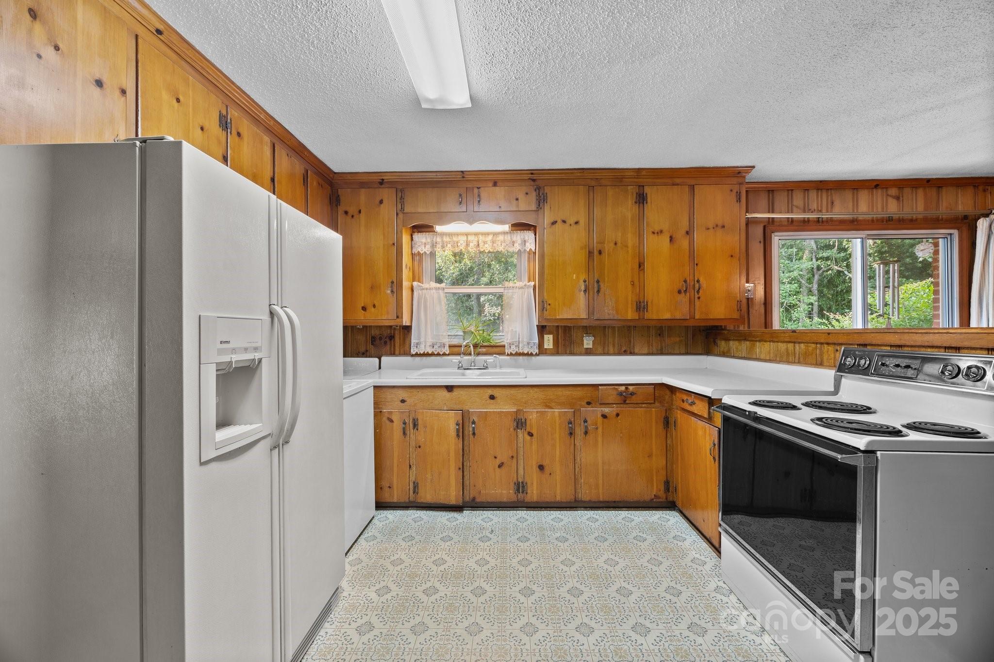 Elmwood - Residential