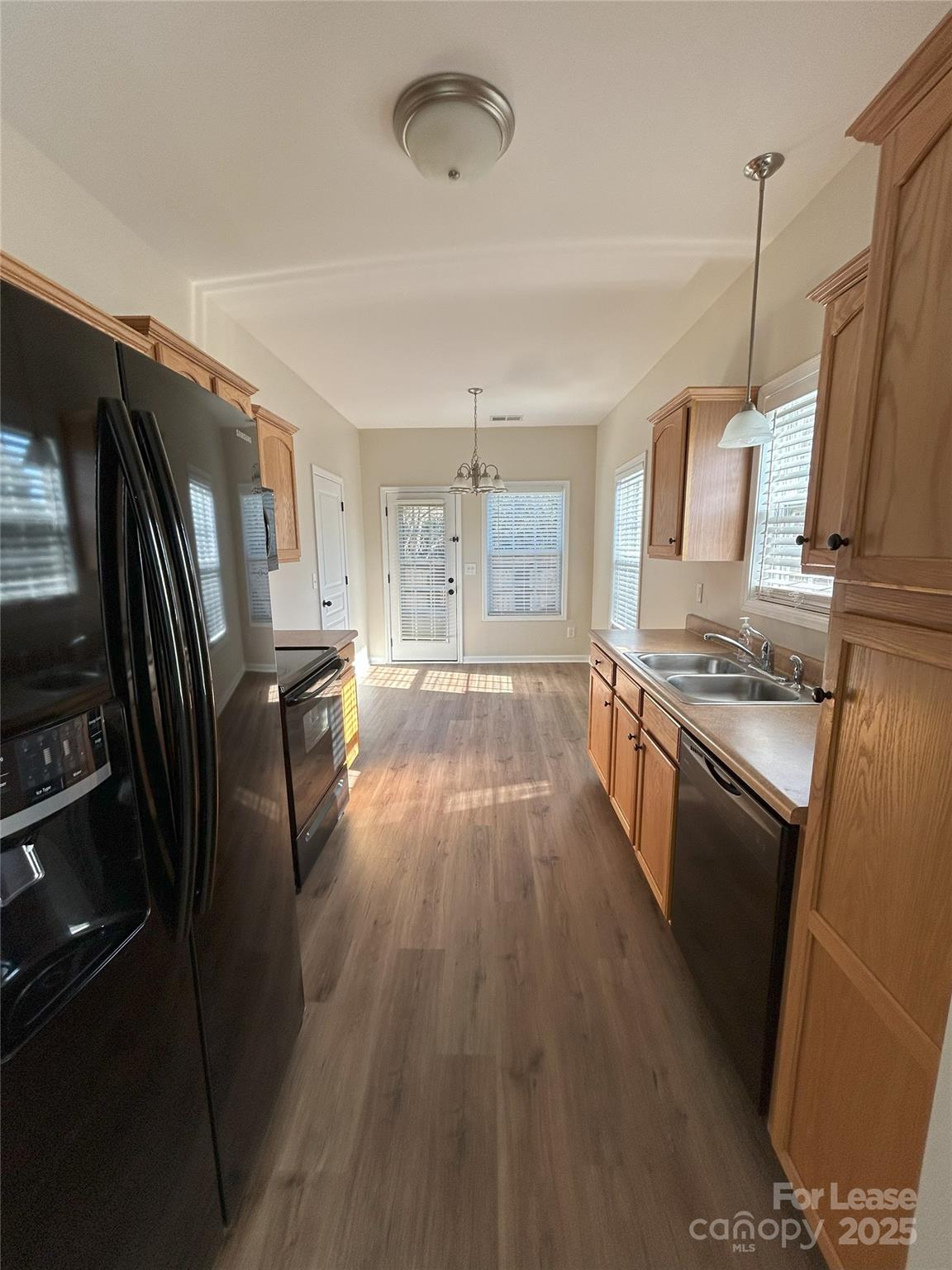 Huntington Place - Residential Lease