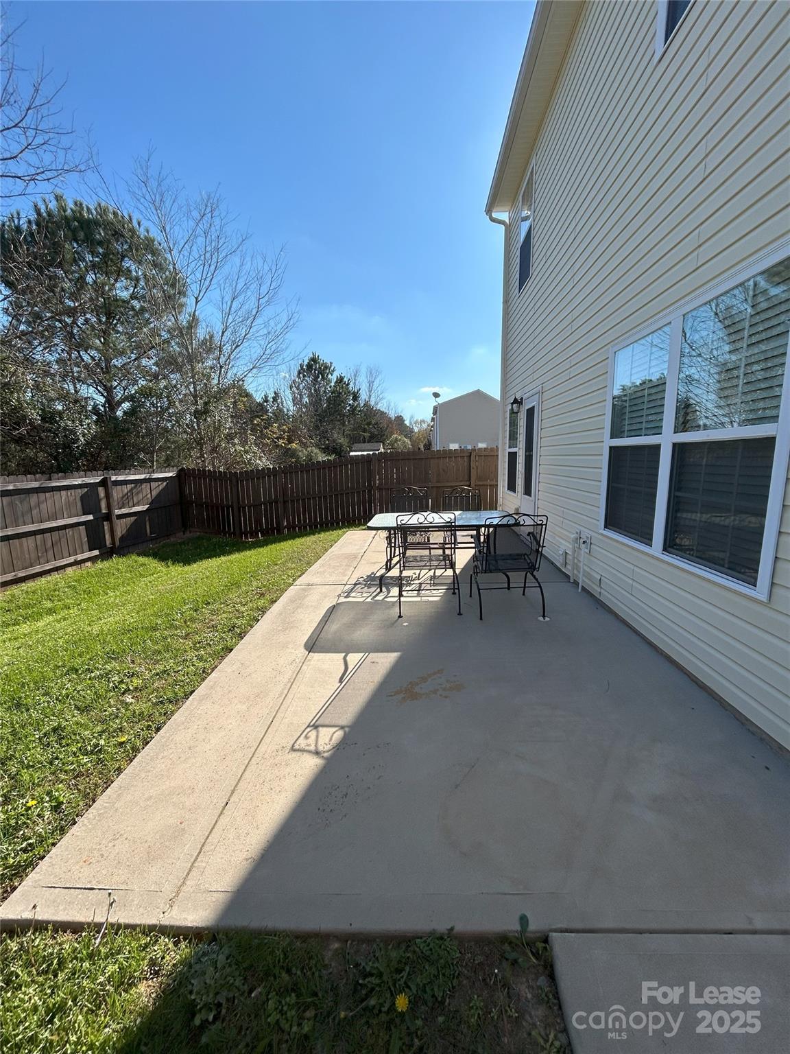 Huntington Place - Residential Lease