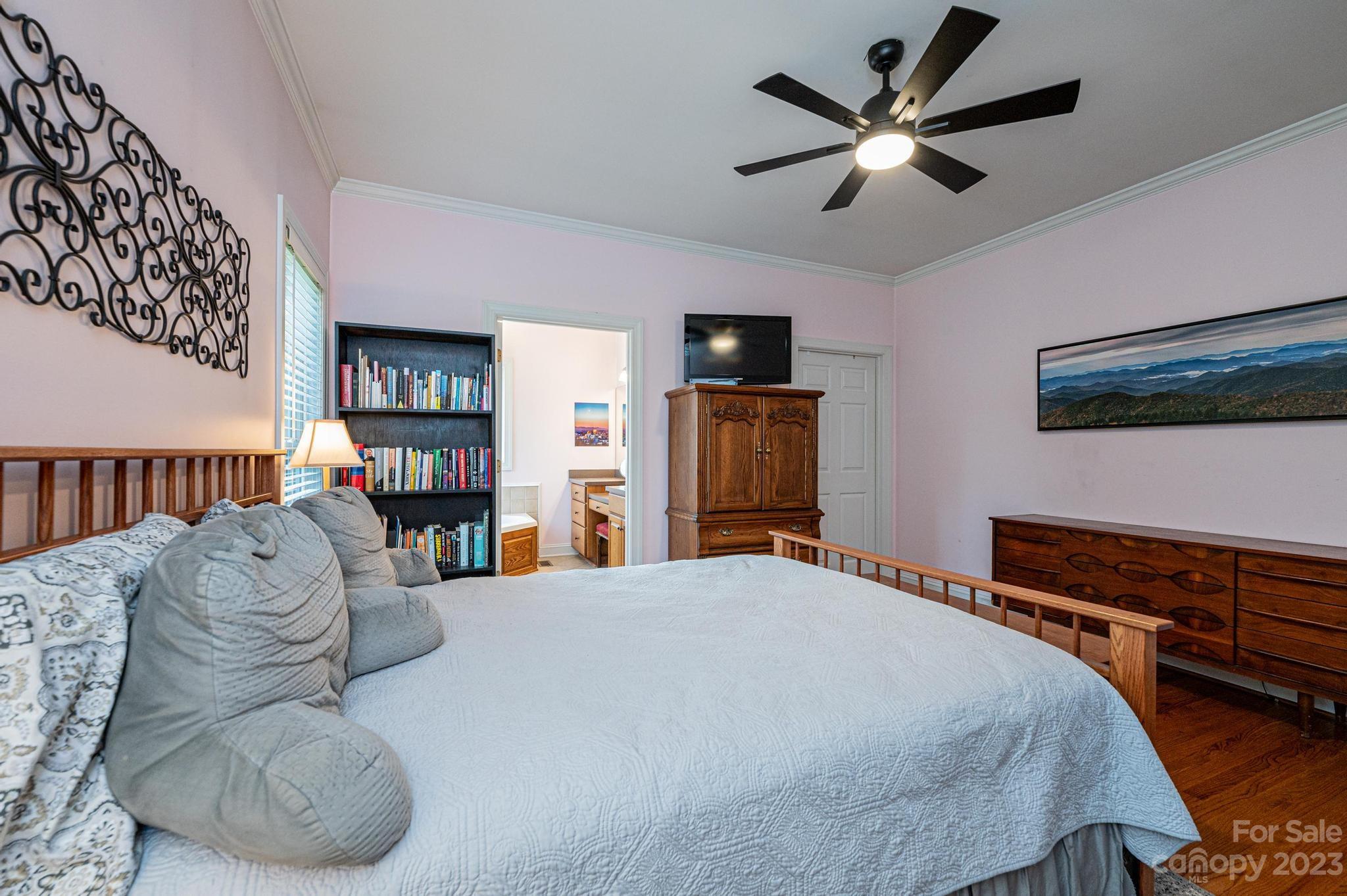 Olde Creekside - Residential